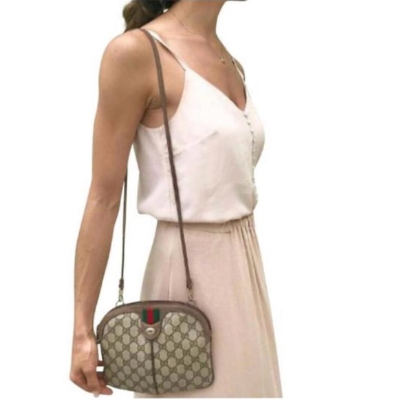 Authentic Gucci crossbody bag brown monogram coated canvas - Picture 2 of 16